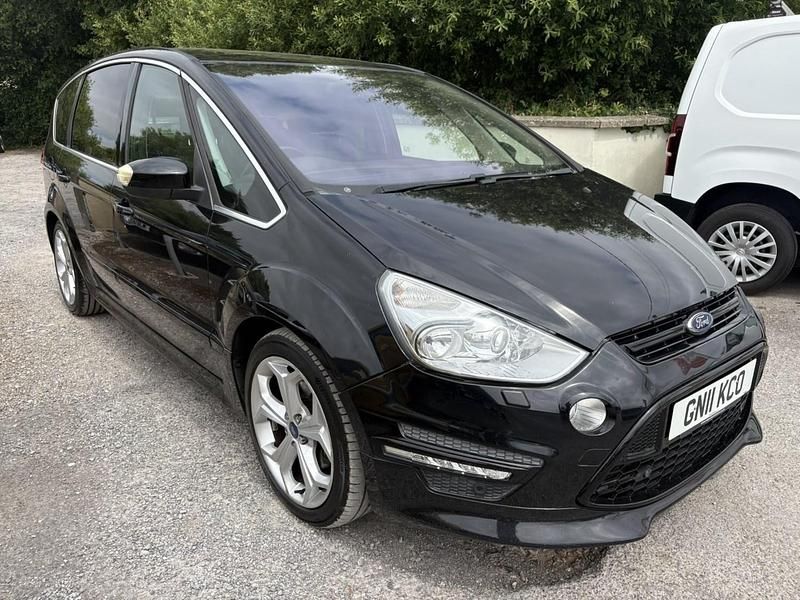 Black Used 2011 Ford S-MAX Titanium X MPV | £6,695 (Fair price) - Image 1/4