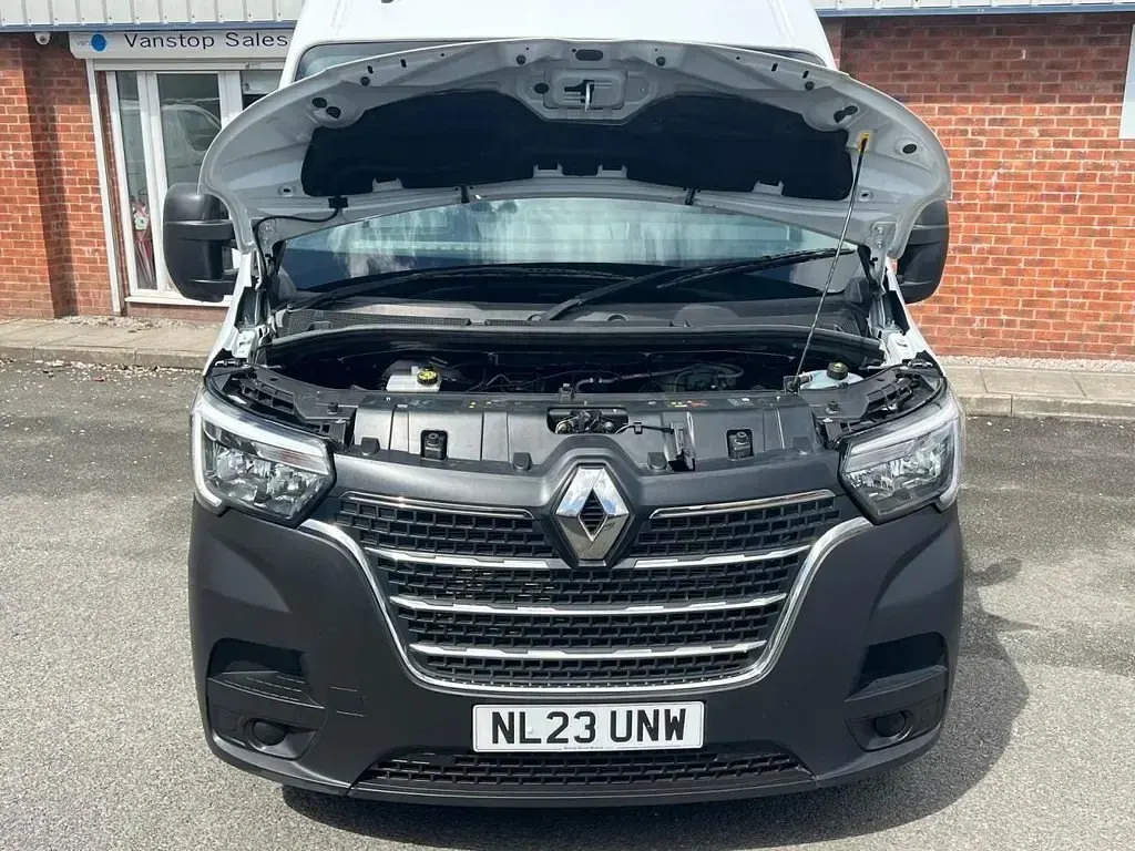 Usado Renault Master Business 2023 Branco Monovolume