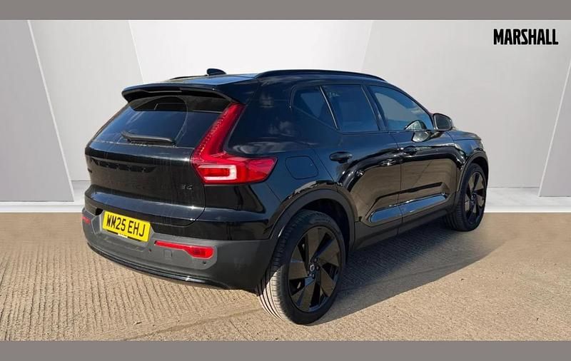 Used Volvo XC40 Plus 194 HP (142 kW) 2025 Black SUV
