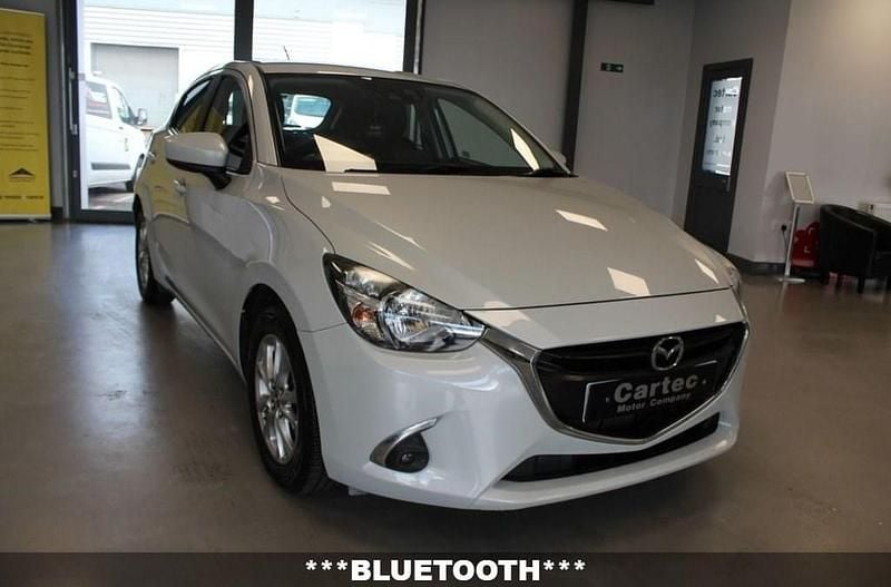 Used Mazda 2 90 HP (66 kW) 2018 Silver Hatchback