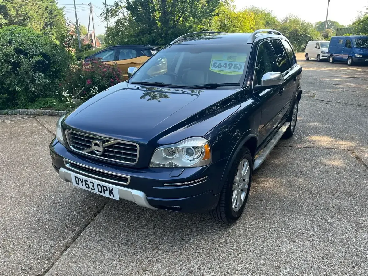 Used Volvo XC90 SE Lux 200 HP (147 kW) 2013 Blue SUV