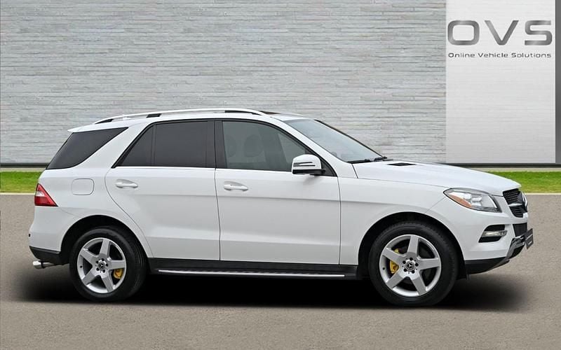 White Used 2014 Mercedes ML350 SE SUV | £15,990 - Image 1/4