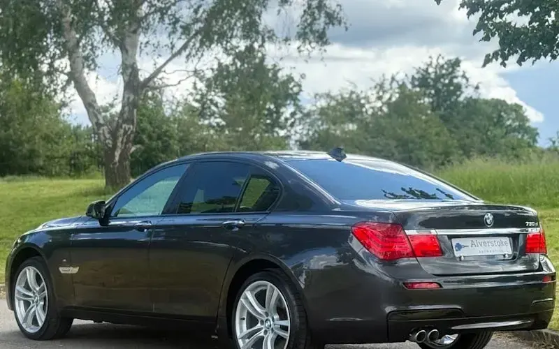 Used BMW 730 M Sport 245 HP (180 kW) 2012 Sedan