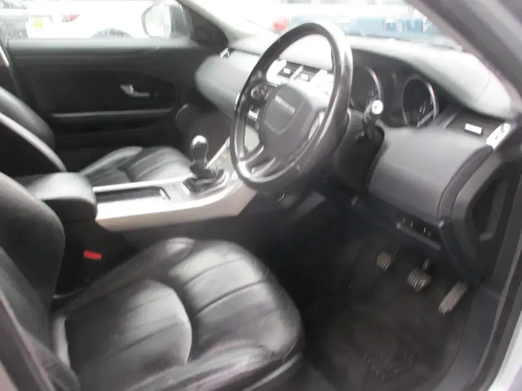 Used Land Rover Range Rover evoque SE 180 HP (132 kW) 2016 Silver SUV