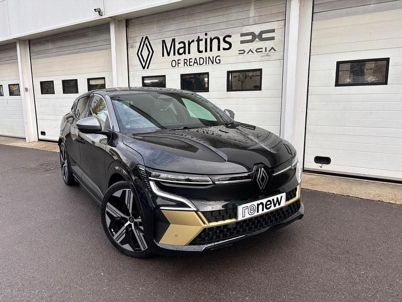 Black Used 2022 Renault Mégane Hatchback | £18,995 (Fair price) - Image 1/1