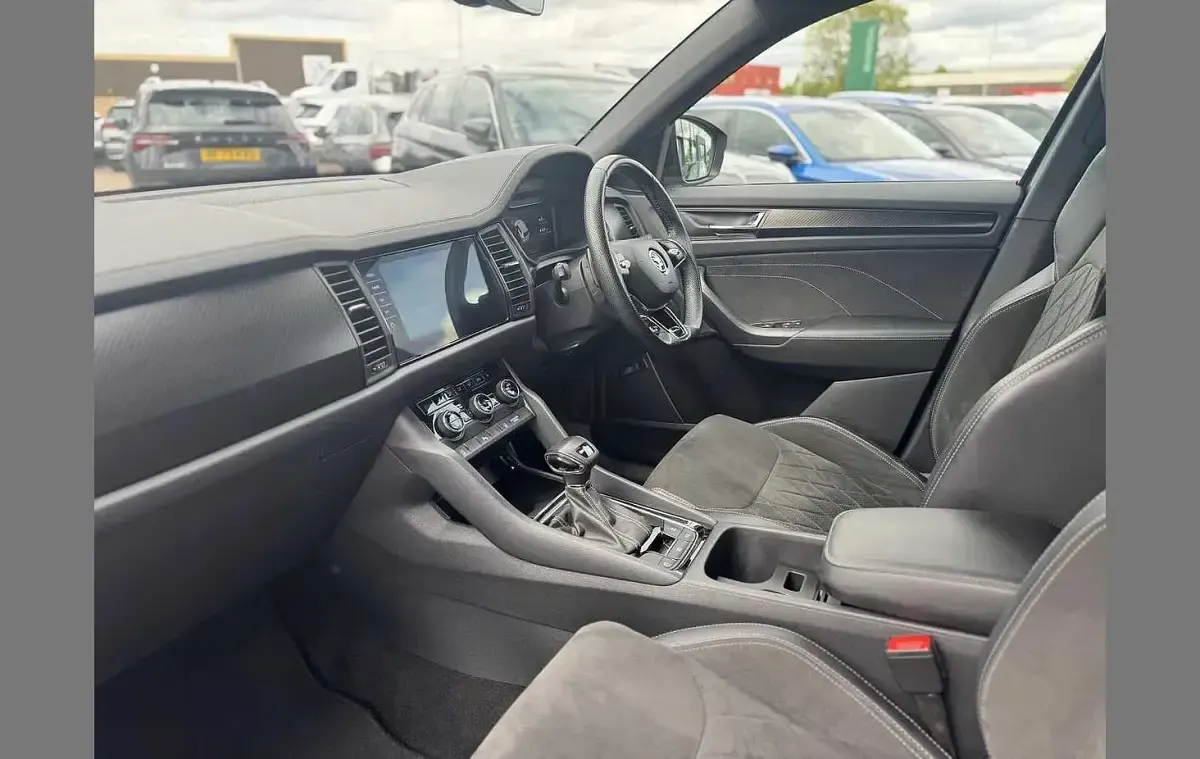 Used Skoda Kodiaq SportLine 150 HP (110 kW) 2023 Graphite grey metallic SUV