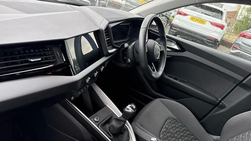 Image 2/4