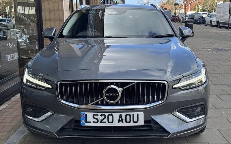 Used Volvo V60 Inscription 250 HP (183 kW) 2020 Grey Estate