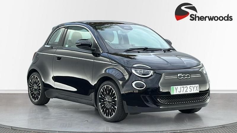 Black Used 2022 Fiat 500e La Prima Hatchback | £15,699 (Fair price) - Image 1/4
