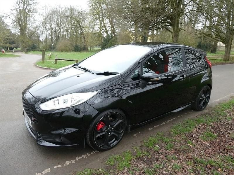 Used Ford Fiesta ST 182 HP (133 kW) 2017 Black Hatchback