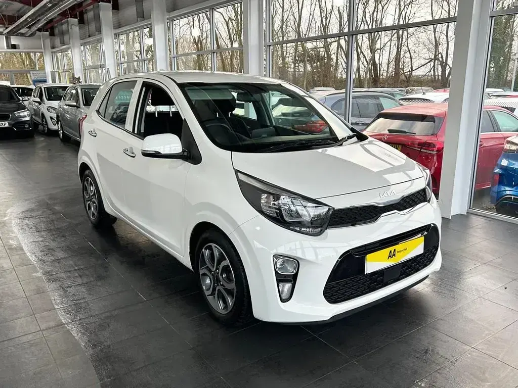 Used Kia Picanto 66 HP (48 kW) 2023 White Hatchback
