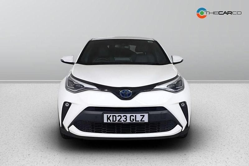 Used Toyota C-HR 122 HP (89 kW) 2023 White SUV
