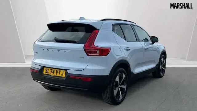 Used Volvo XC40 Plus 194 HP (142 kW) 2024 Blue SUV