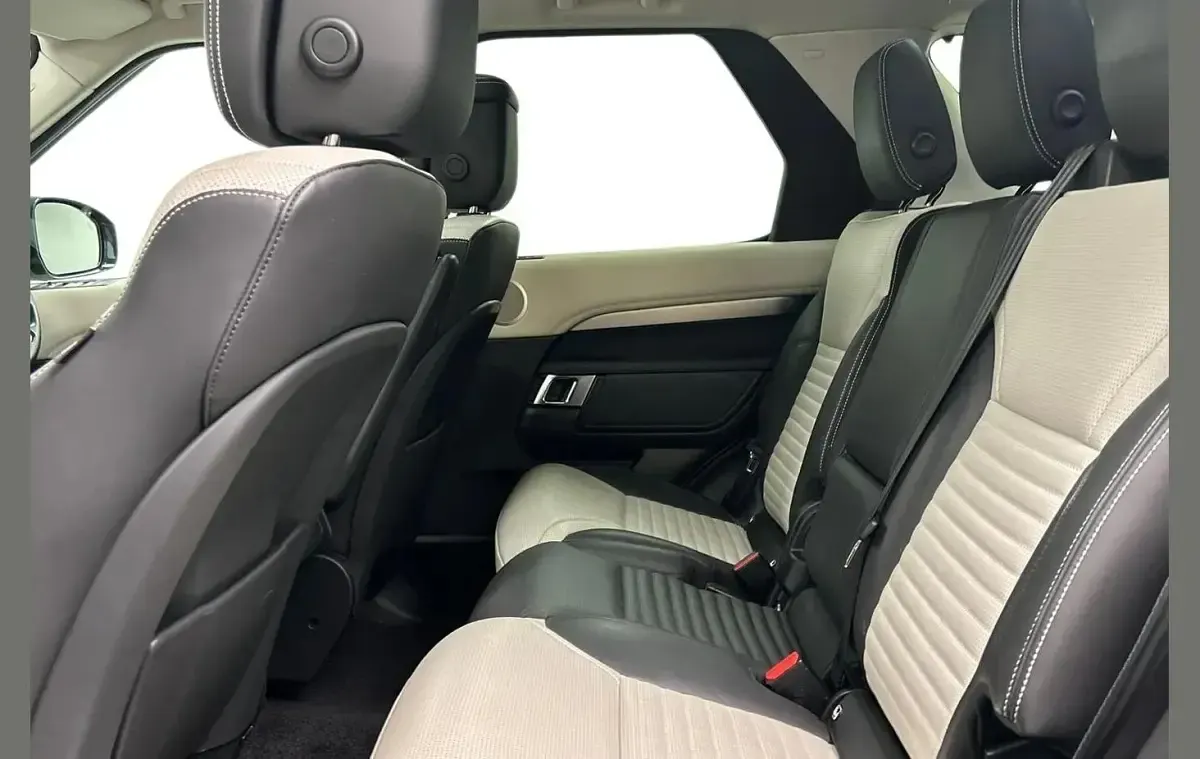 Used Land Rover Discovery HSE Dynamic 344 HP (253 kW) 2025 Grey SUV