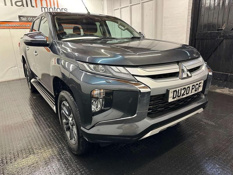 Grey Used 2020 Mitsubishi L200 Warrior Pickup | £13,995 (Good price) - Image 1/4