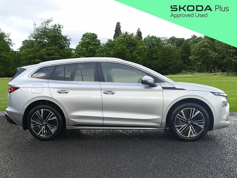 Used Skoda Enyaq iV 154 kW (210 HP) 2025 Brilliant silver metallic SUV