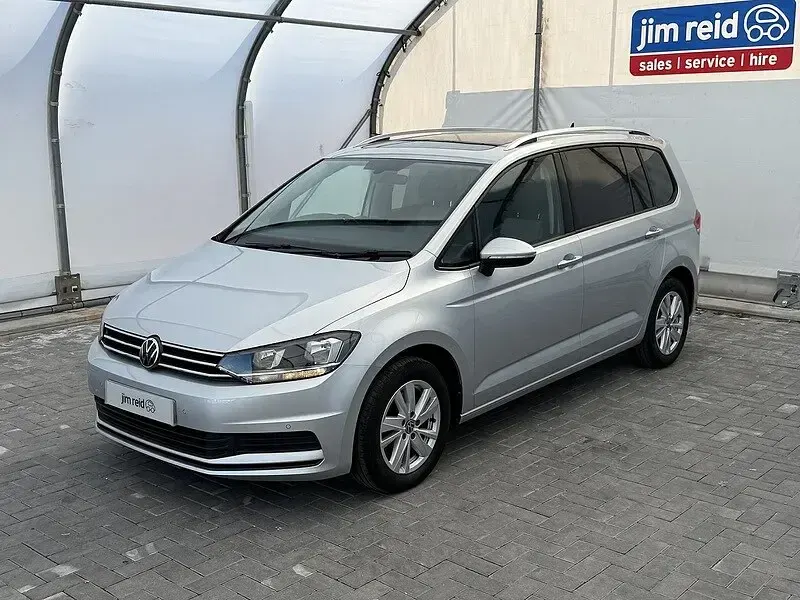 Used VW Touran Family 150 HP (110 kW) 2022 Silver MPV