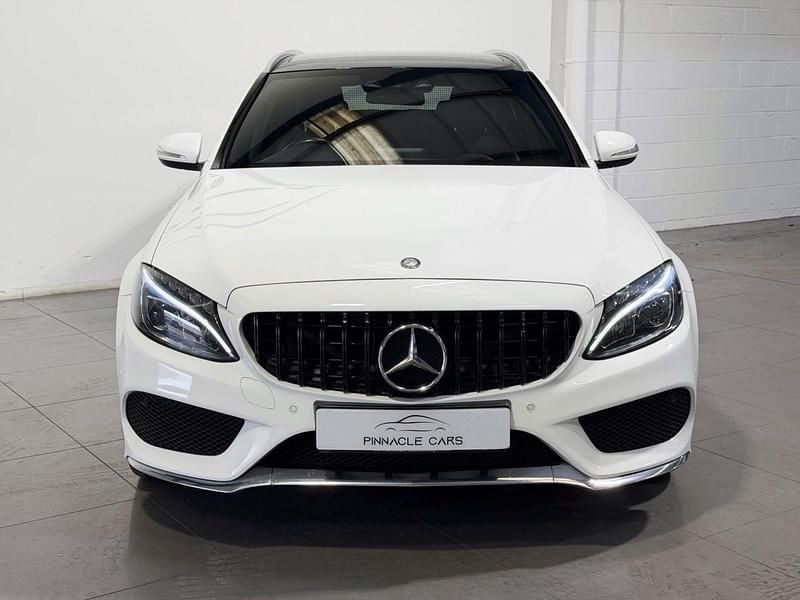 Used Mercedes C220 AMG Line Premium 170 HP (125 kW) 2014 White Estate