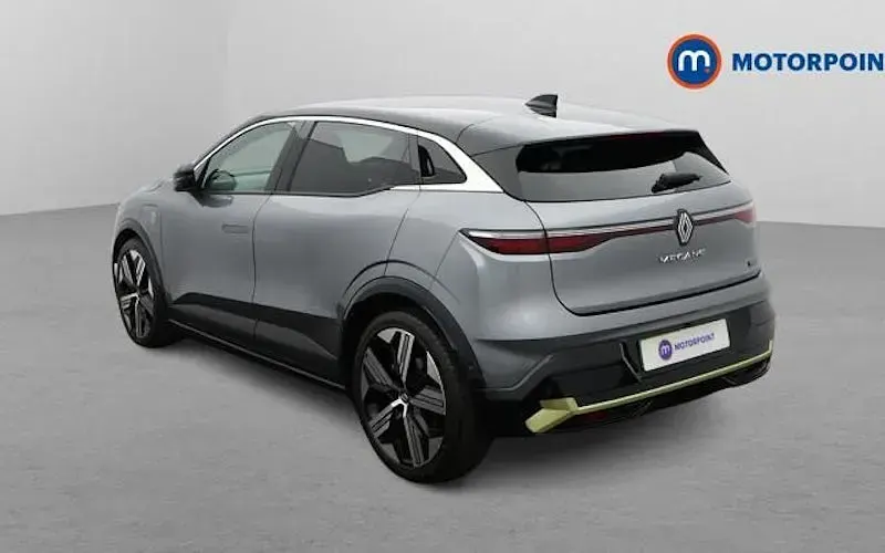 Used Renault Megane E-Tech Iconic 160 kW (218 HP) 2023 Grey/black Hatchback