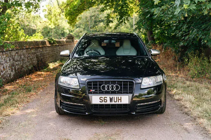 Used Audi S6 Comfort 435 HP (319 kW) 2023 Black