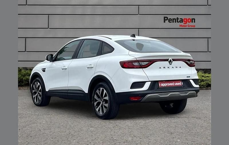 Used Renault Arkana Iconic 140 HP (102 kW) 2022 White SUV