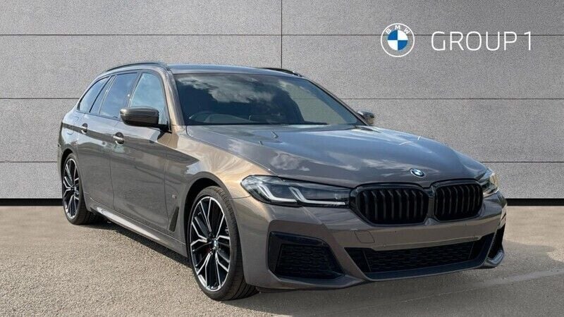Grey Used 2023 BMW 520 M Sport Estate | £31,995 (Fair price) - Image 1/4