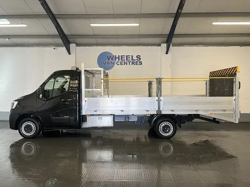 Used Renault Master 2024 Black MPV