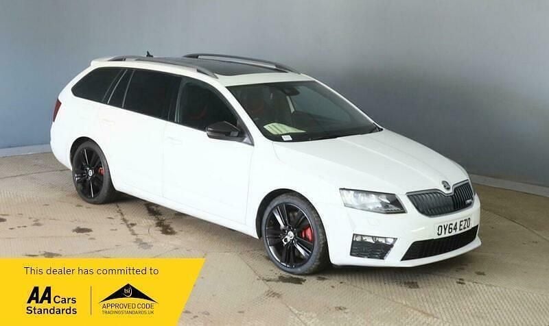 White Used 2015 Skoda Octavia vRS Estate | £11,495 (Good price) - Image 1/4