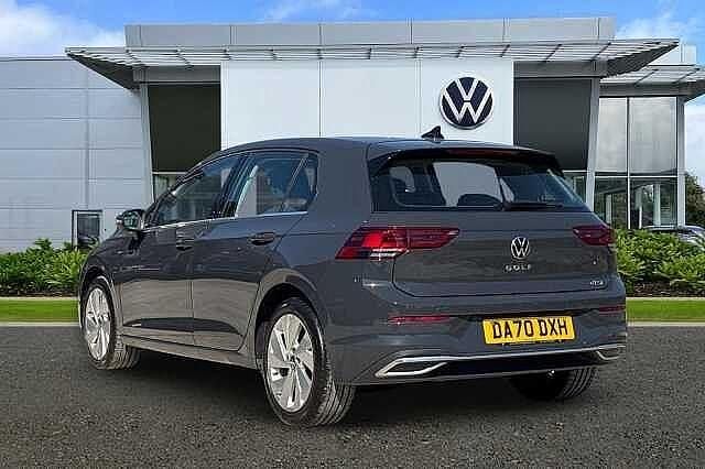 Used VW Golf VIII Style 147 HP (108 kW) 2020 Grey Hatchback