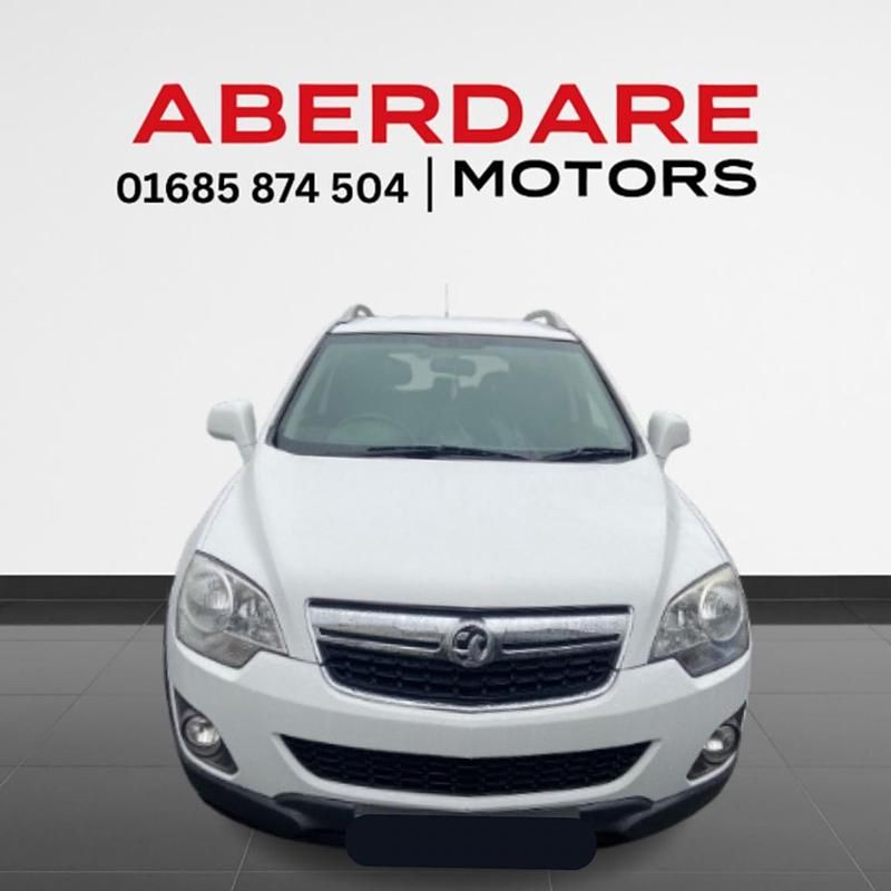 Used Vauxhall Antara 163 HP (119 kW) 2014 White SUV