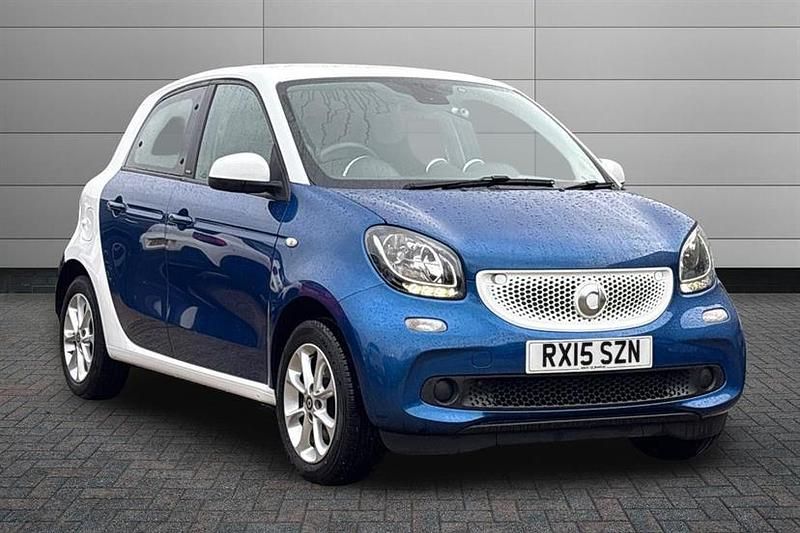 Blue Used 2015 Smart ForFour Passion Premium Hatchback | £4,140 (Fair price) - Image 1/2