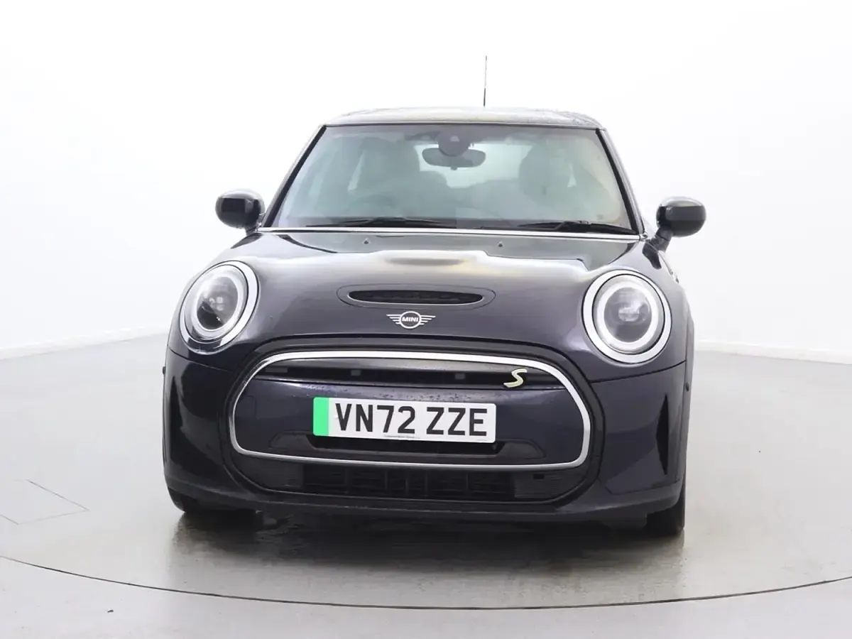 Begagnad Mini Cooper S Hatch 135 kW (184 HK) 2022 Blå Halvkombi