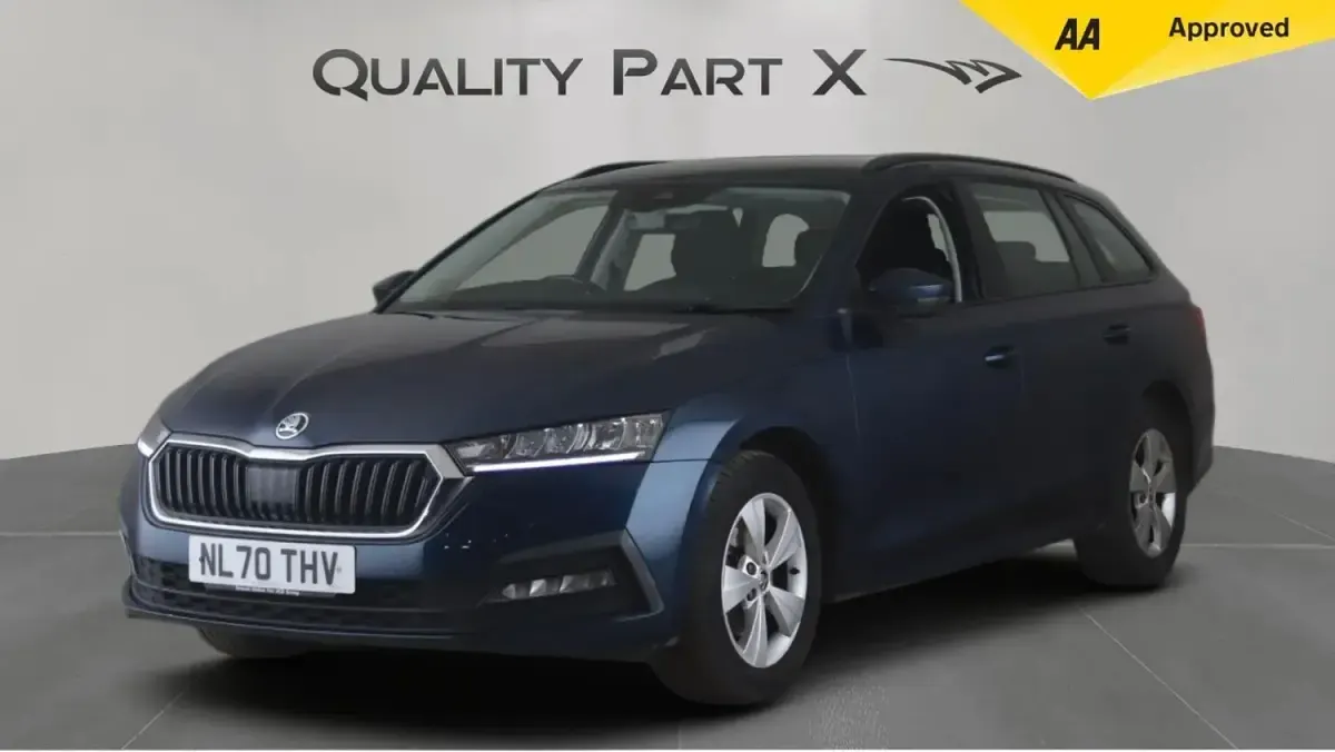 Used Skoda Octavia SE First Edition 150 HP (110 kW) 2020 Blue Estate