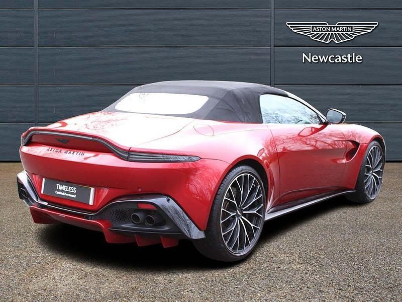 Used Aston Martin V8 Vantage 510 HP (375 kW) 2023 Red Cabriolet