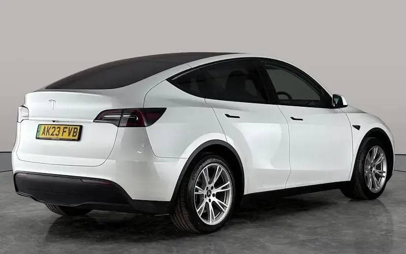 Used Tesla Model Y RWD 254 kW (346 HP) 2023 White SUV