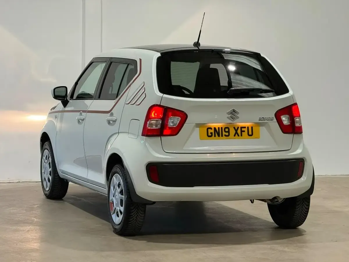 Used Suzuki Ignis SZ3 90 HP (66 kW) 2019 White SUV