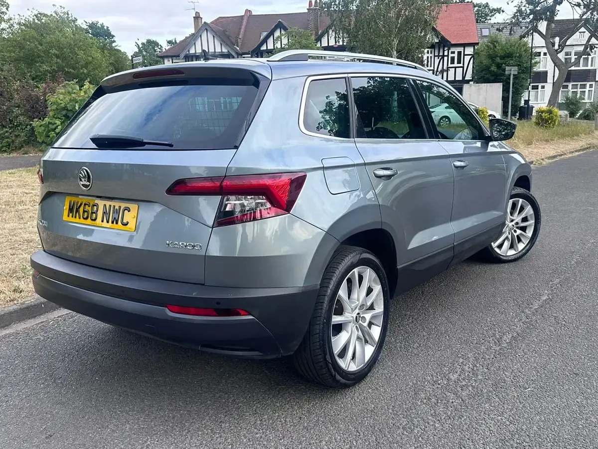 Used Skoda Karoq SE L 116 HP (85 kW) 2018 Grey SUV