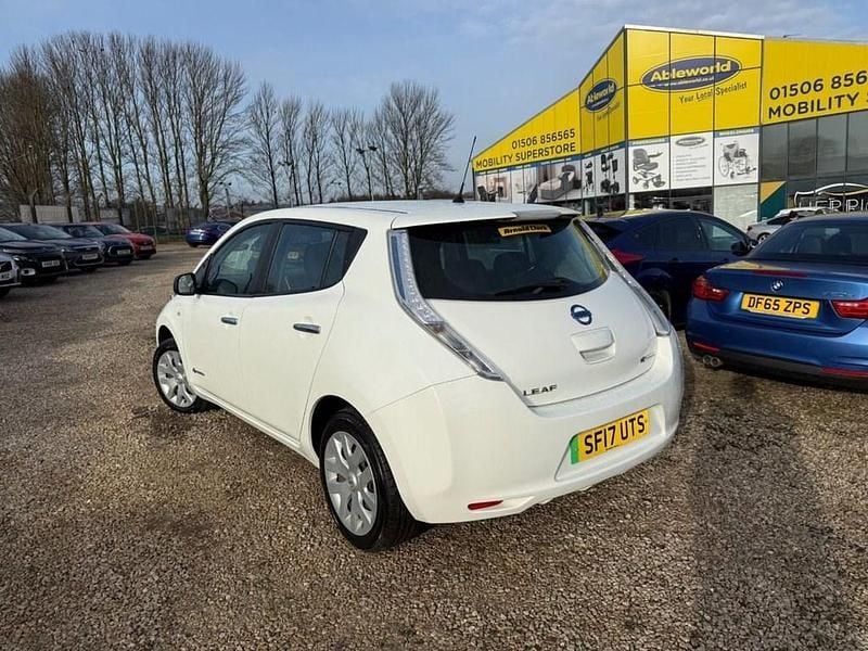 Used Nissan Leaf Visia 80 kW (109 HP) 2017 White Hatchback
