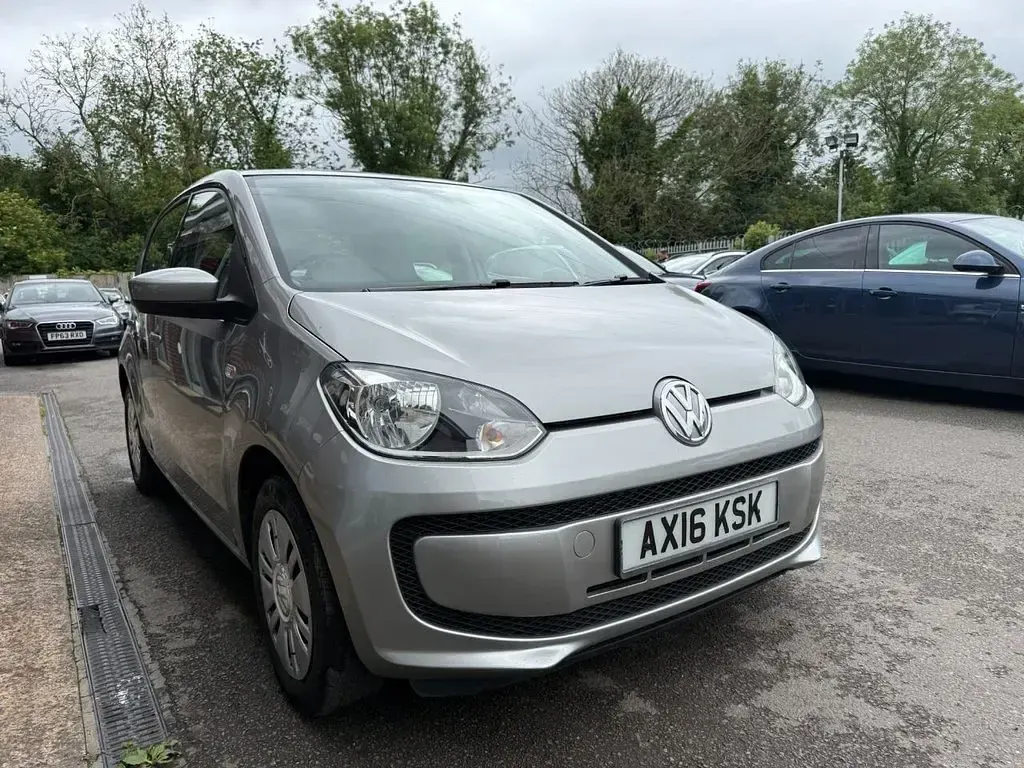 Used VW up! move up! 59 HP (43 kW) 2016 Silver Hatchback