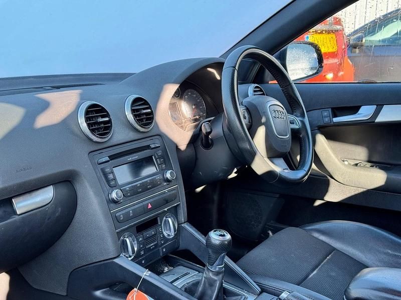 Used Audi A3 Sportback S-Line 140 HP (102 kW) 2010 Black Hatchback