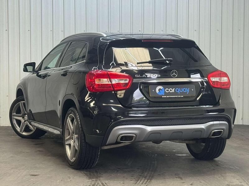 Black Used 2016 Mercedes GLA200 AMG line SUV | £11,295 (Fair price) - Image 1/4