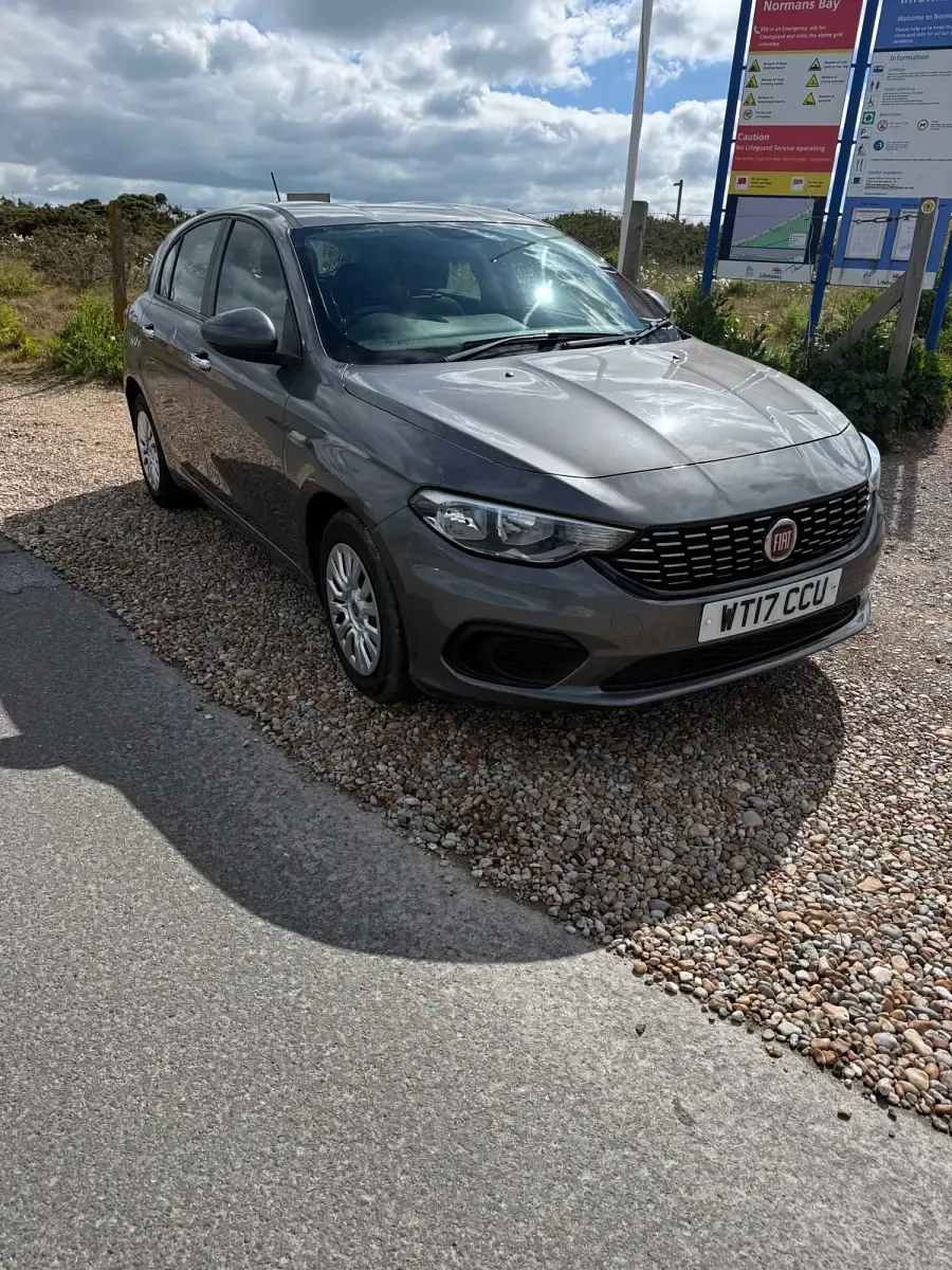 Used Fiat Tipo Easy 95 HP (69 kW) 2017 Grey Hatchback