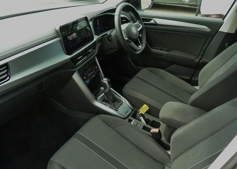 Used VW T-Roc Match 150 HP (110 kW) 2025 White SUV