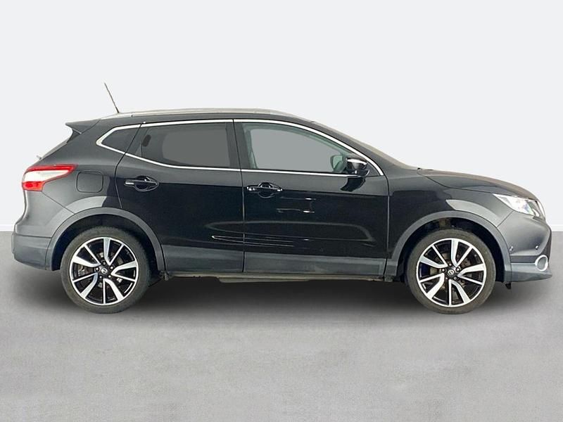 Used Nissan Qashqai Tekna 110 HP (80 kW) 2014 Black SUV