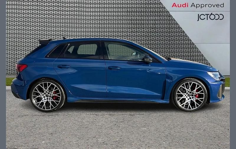 New Audi RS3 Comfort 394 HP (289 kW) 2025 Blue Sedan