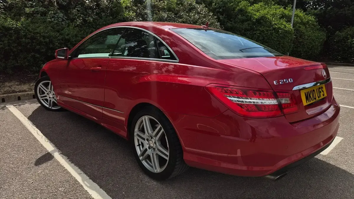 Used Mercedes E250 2010 Red Coupe