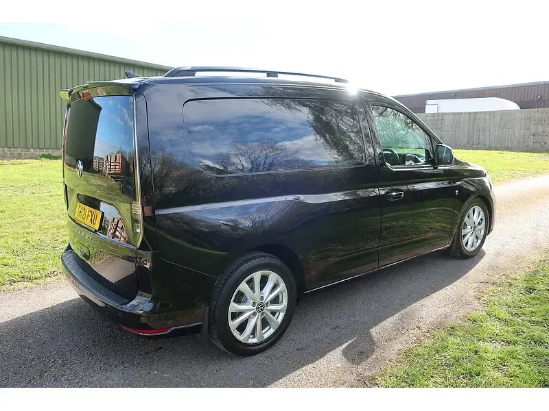 Used VW Caddy Pro 122 HP (89 kW) 2021 Black MPV