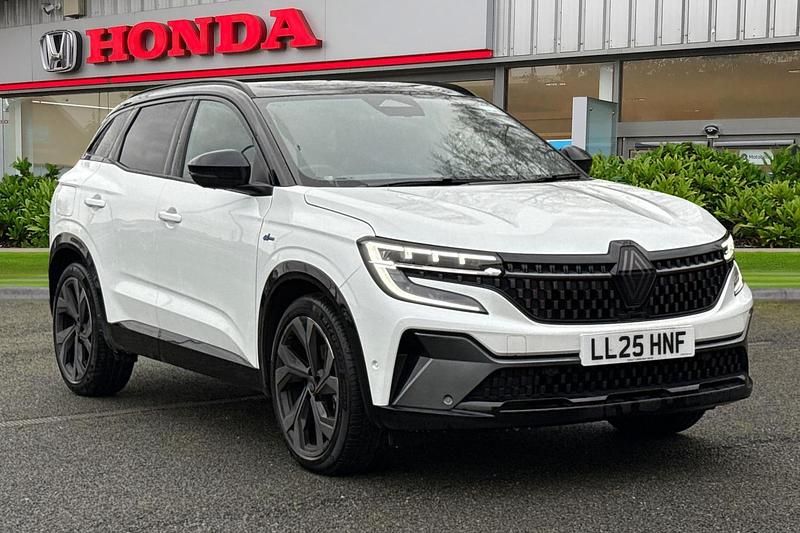 Used Renault Austral Iconic Esprit Alpine 2025 White SUV