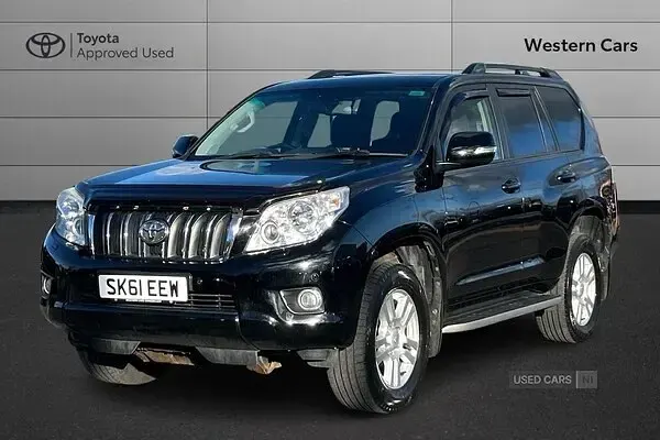 Used Toyota Land Cruiser 190 HP (139 kW) 2012 Black Estate