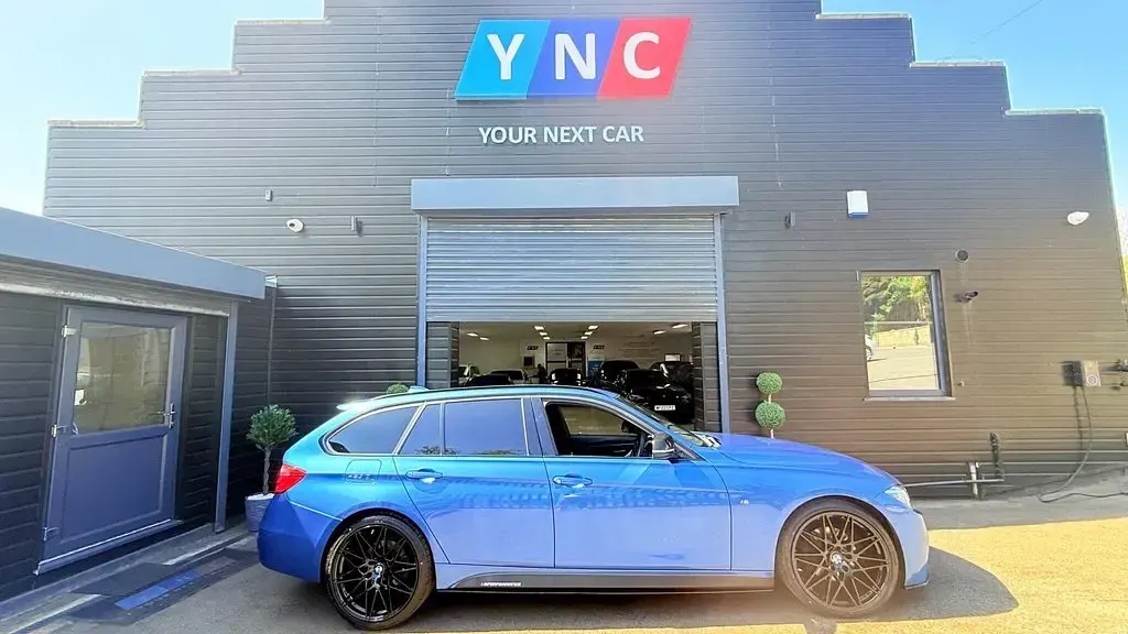 Used BMW 320 M Sport 2018 Blue Estate